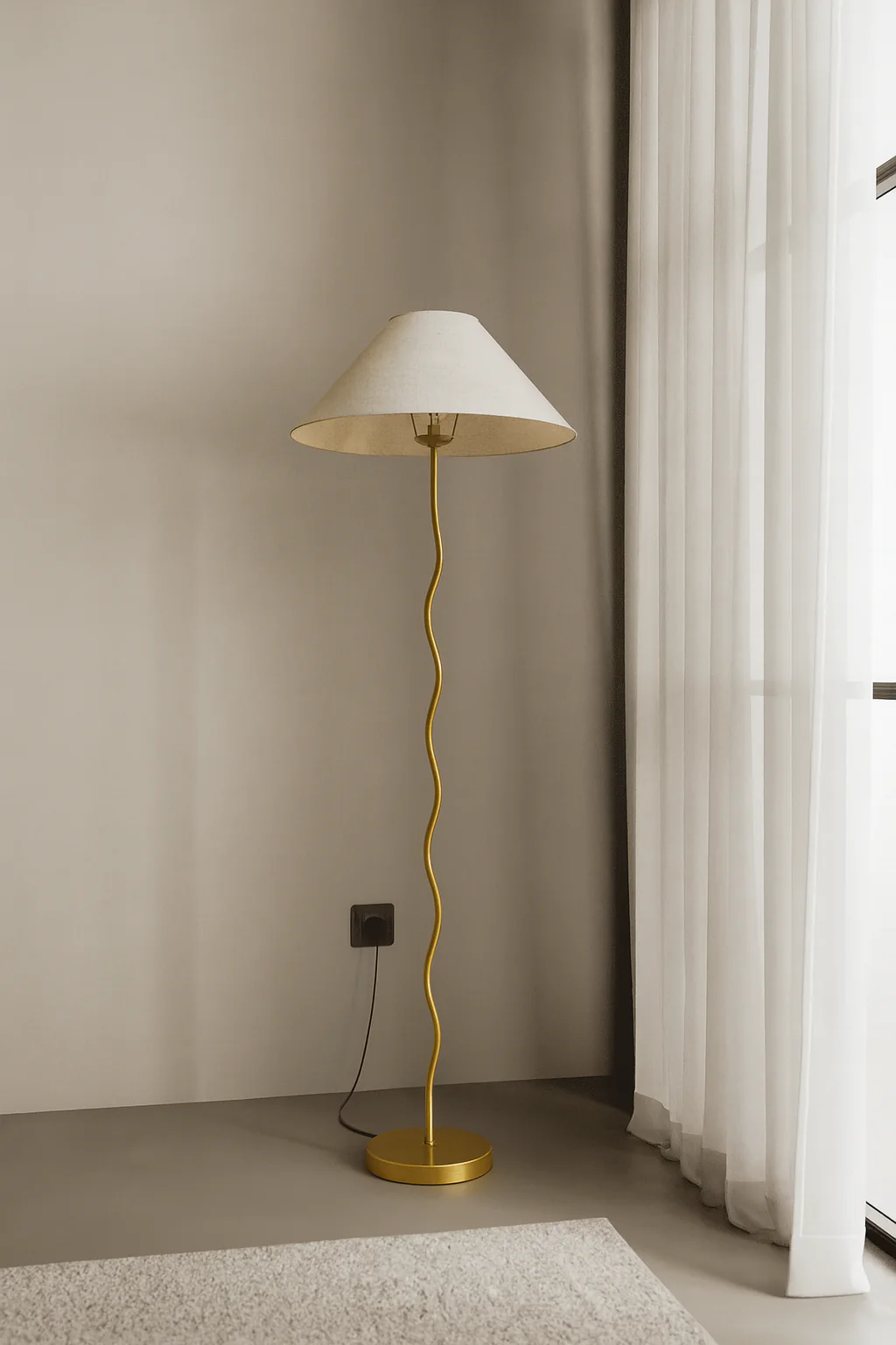 SineWaveGoldFloorLamp
