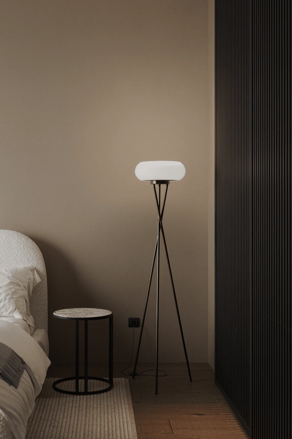 Torchere_03_02_92c0a49e-9129-42e3-bbd1-e906b5ea70fc