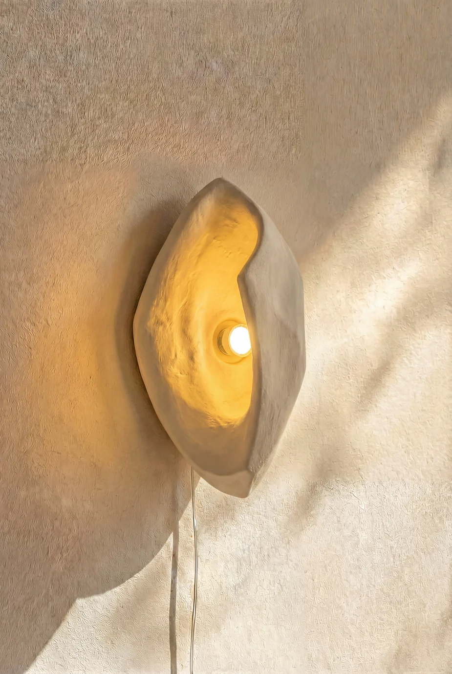 Concha_Wall_Light